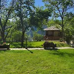 Vladimirov's House , цяла къща Ferienhaus Kovačevica